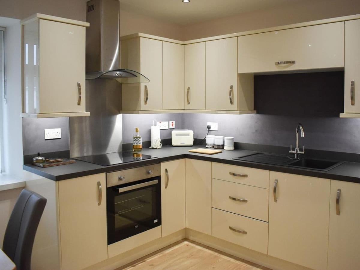 Rose Cottage Captivating 1-Bed Cottage in Bangor Esterno foto